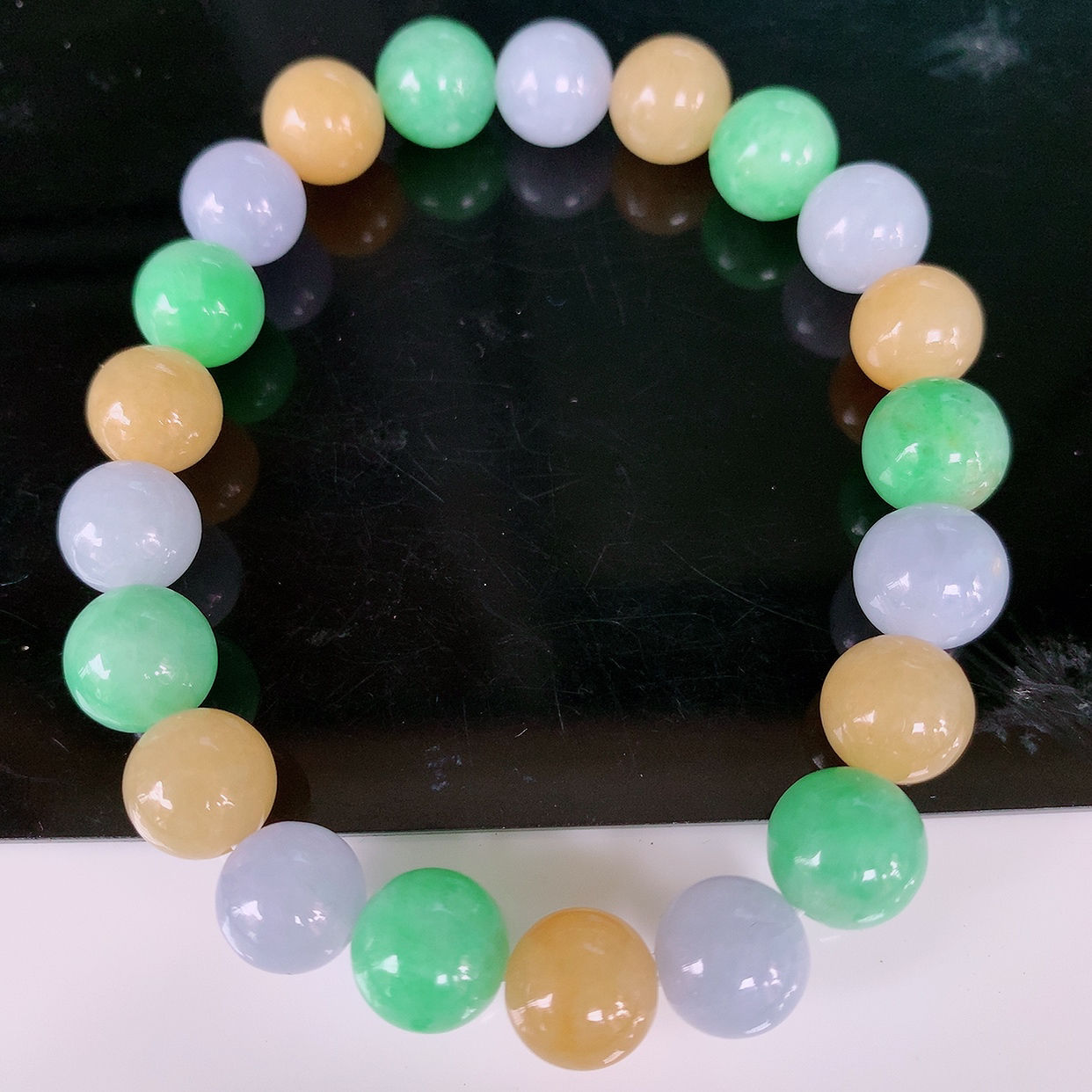 自然光实拍，特色冰润多宝翡翠手链，多彩翡翠手串，颜色丰富，料子细腻，高档大气，自戴送礼佳品！#001.1取一尺寸9.5