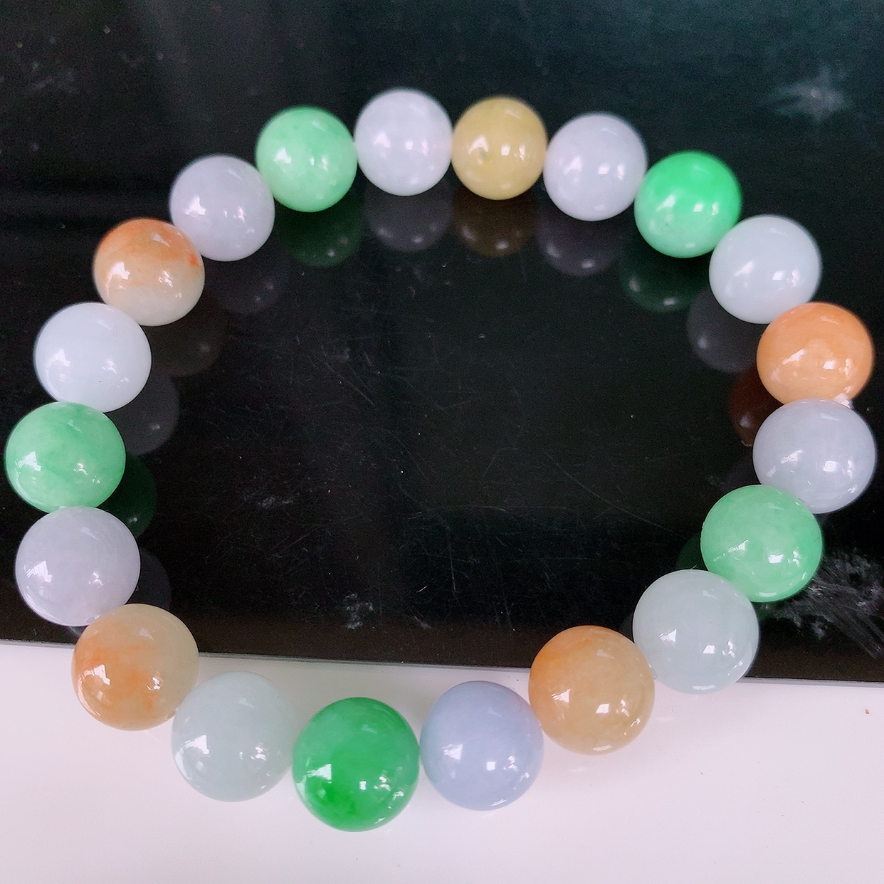 自然光实拍，特色冰润多宝翡翠手链，多彩翡翠手串，颜色丰富，料子细腻，高档大气，自戴送礼佳品！#002