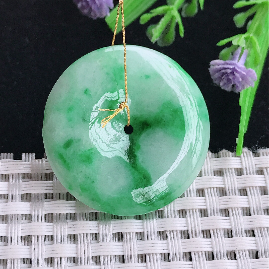 实拍A货翡翠32/5.8老坑精美温润飘阳绿平安扣吊坠翡翠玉扣挂件