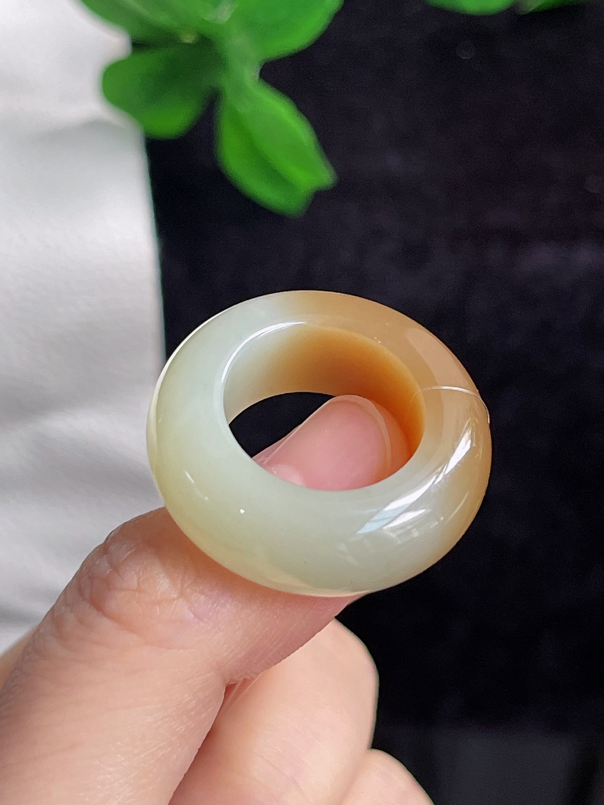 和田玉糖玉宽版指环