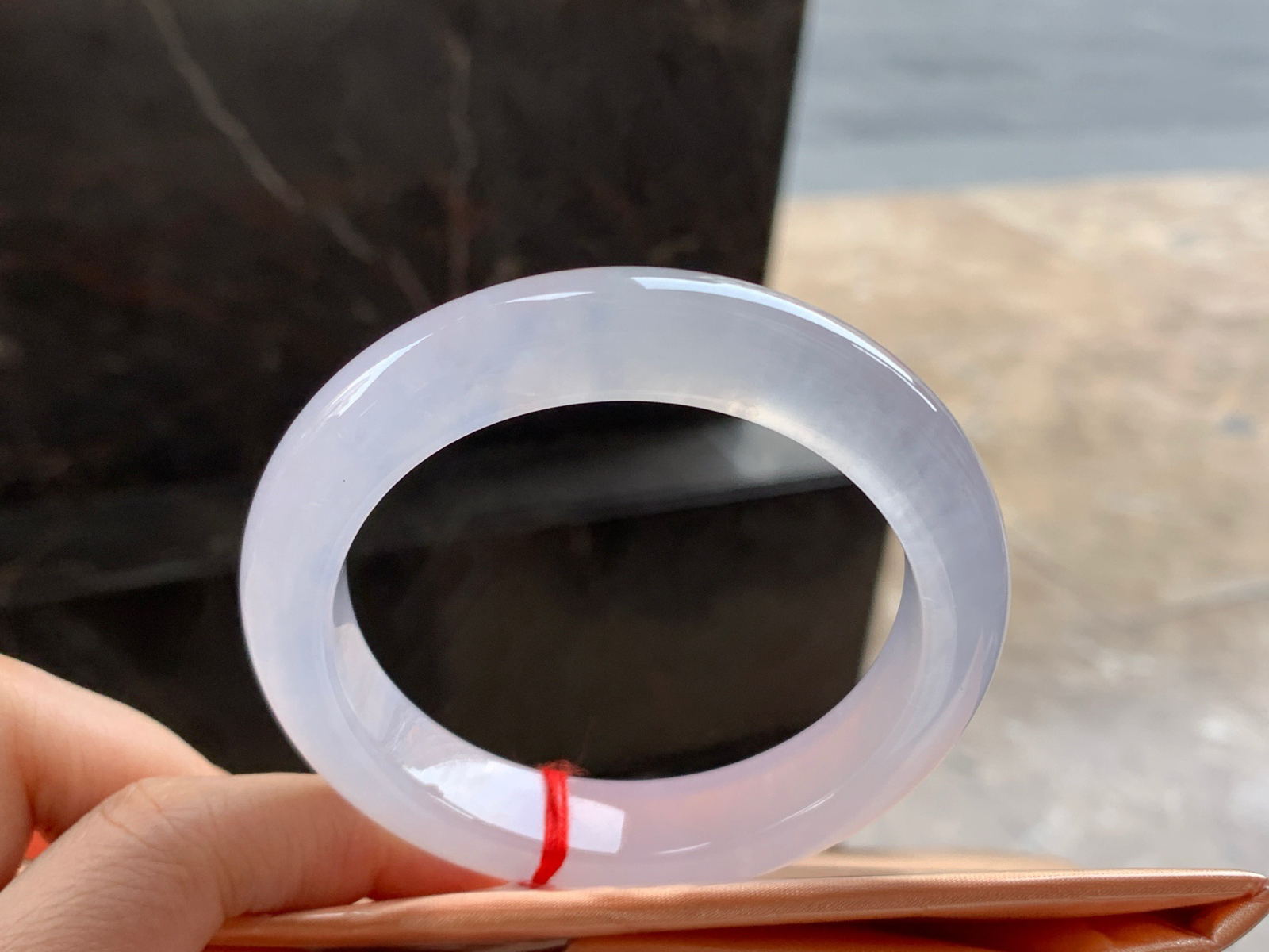 56-12.2-9.6

冰种手镯^_^透亮