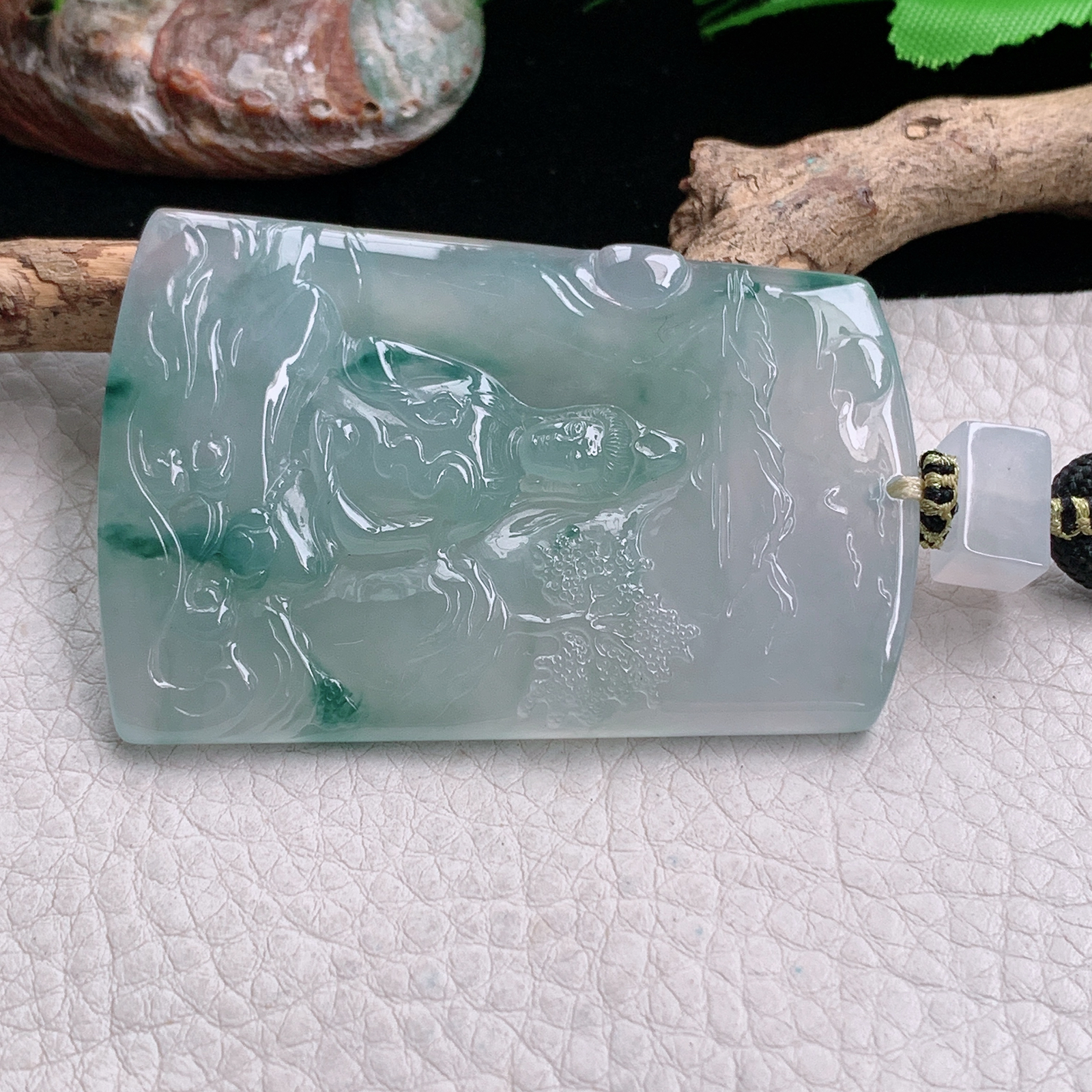 yl实拍64*43.8*5.6缅甸翡翠冰种飘花山水观音 玉观音玉吊坠 玉挂件