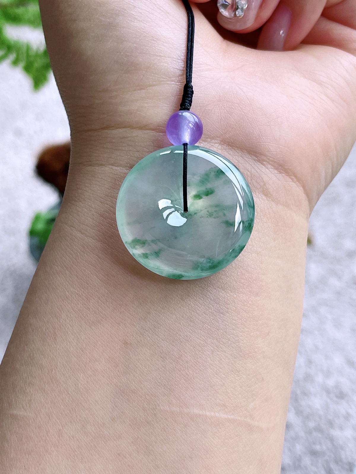 【裸石】高冰飘花平安扣吊坠
【说明】缅料 性价比高  
【尺寸】30-7.2..