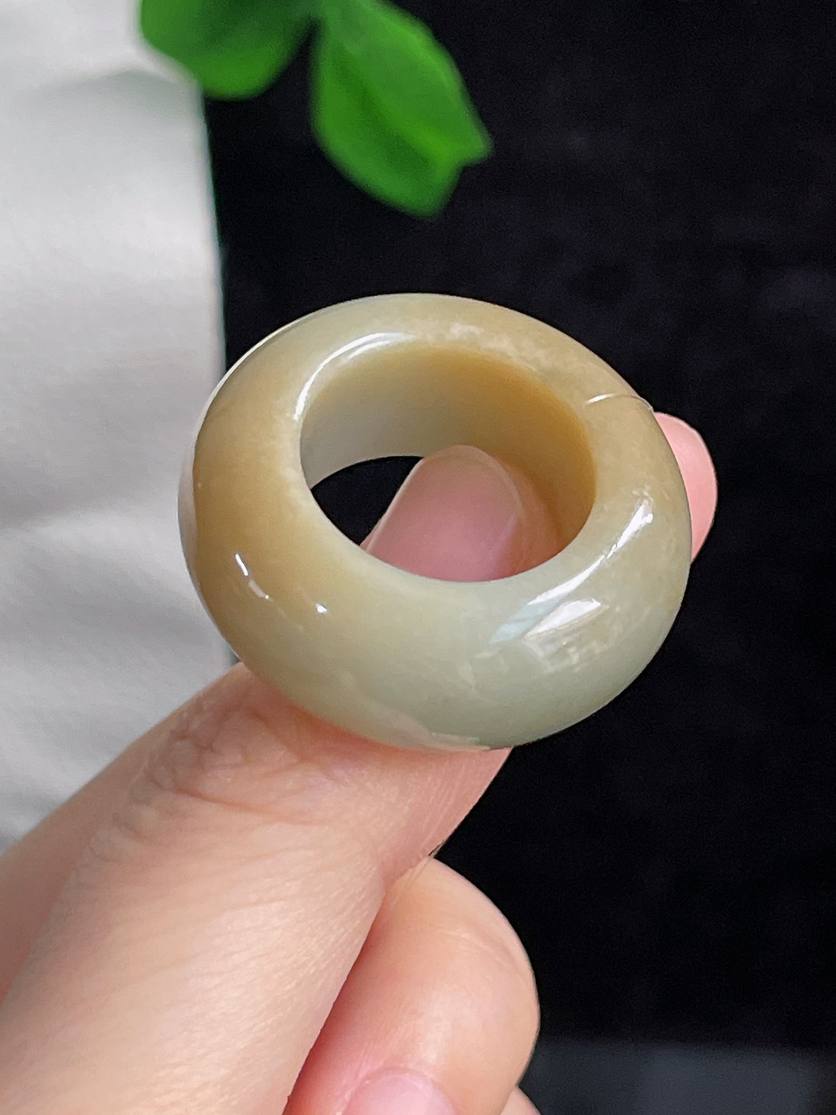 和田玉宽版指环