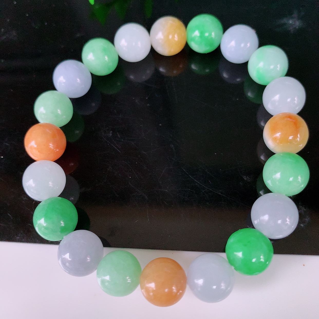 自然光实拍，特色冰润多宝翡翠手链，多彩翡翠手串，颜色丰富，料子细腻，高档大气， 自戴送礼佳品！#00