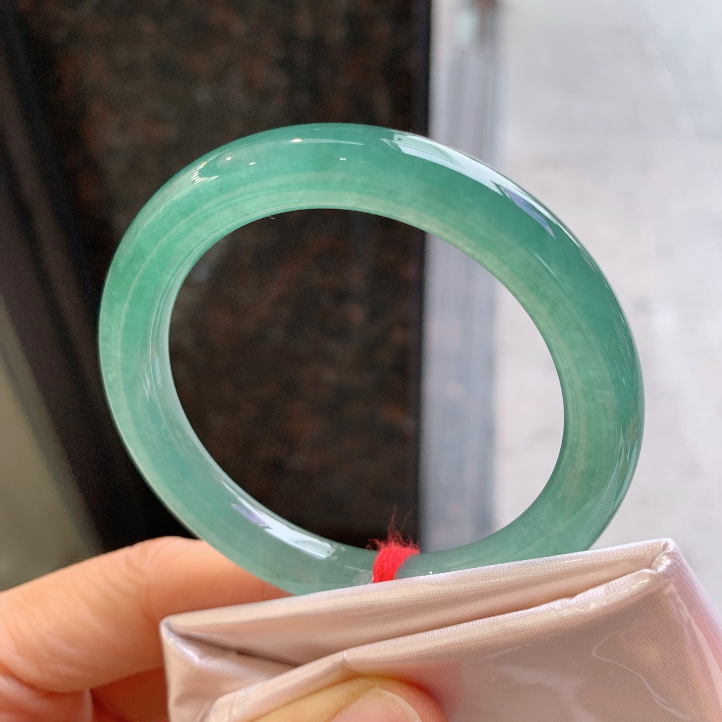 圆条冰油，无裂，尺寸：50/8.3，冰润