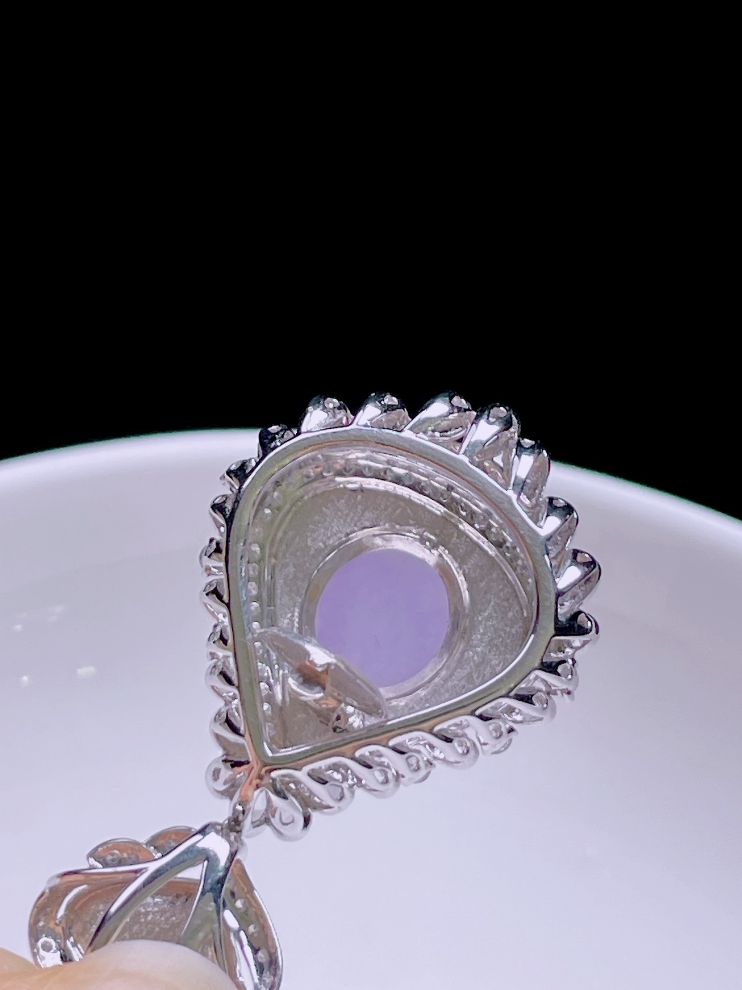 ️ 冰种水滴形，色艳色浓，种老水润，18k金镶嵌：36/19.5/10，裸石：14/14.1