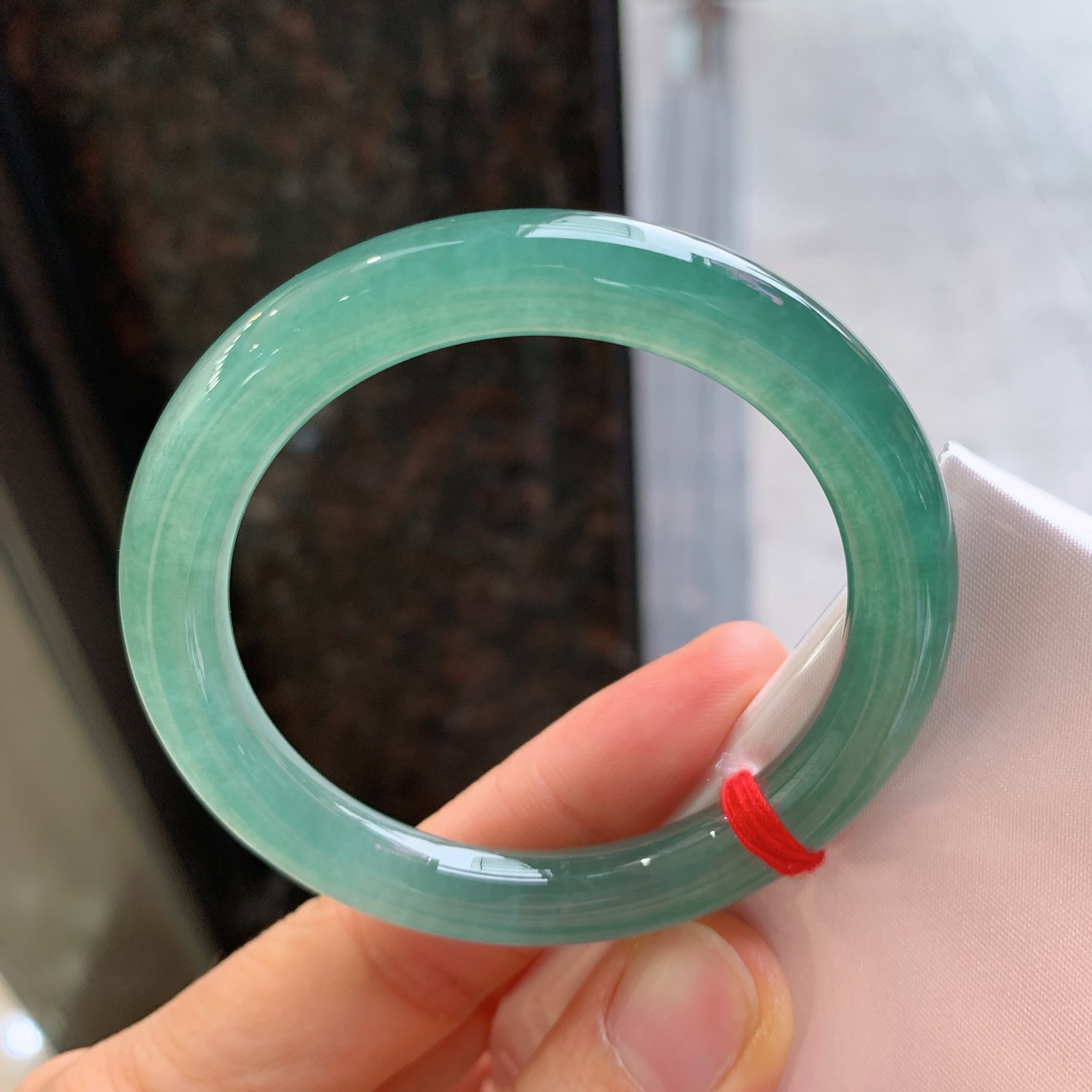 圆条冰油，无裂，尺寸：50/8.3，冰润