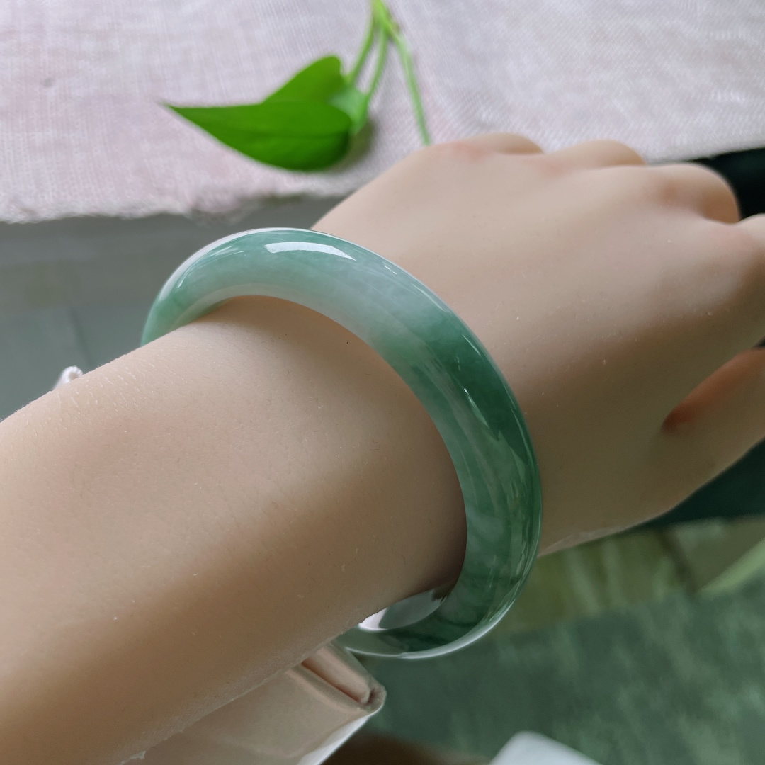 55.8/11.8/7.5，飘花正圈，沉鱼落雁，闭月羞花，水润，种老，有纹，ss50770a