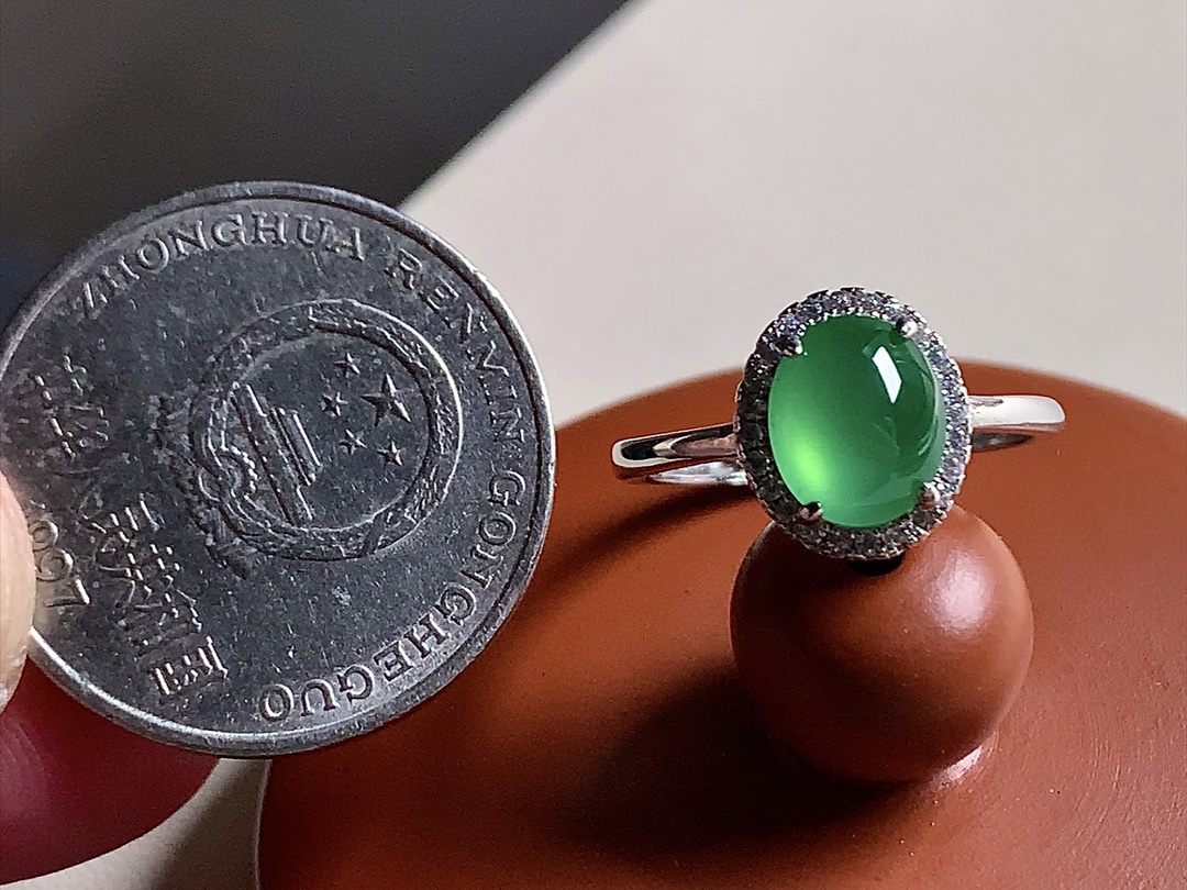 ️ 冰种木那蛋面戒指，银925、色泽清新漂亮，无裂，尺寸11*9.5*6.6、8.3*7，圈口12