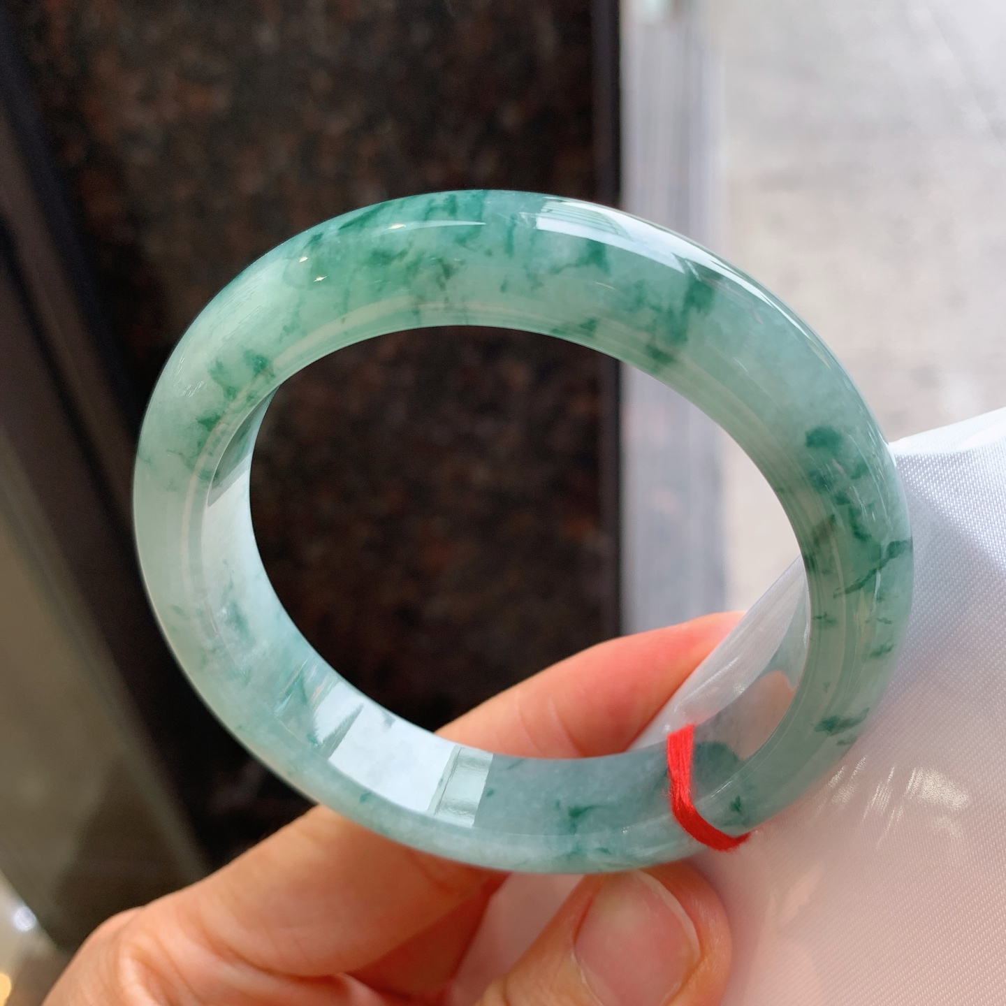 正圈飘花，无裂，尺寸：56/12.5/9.5，版型好