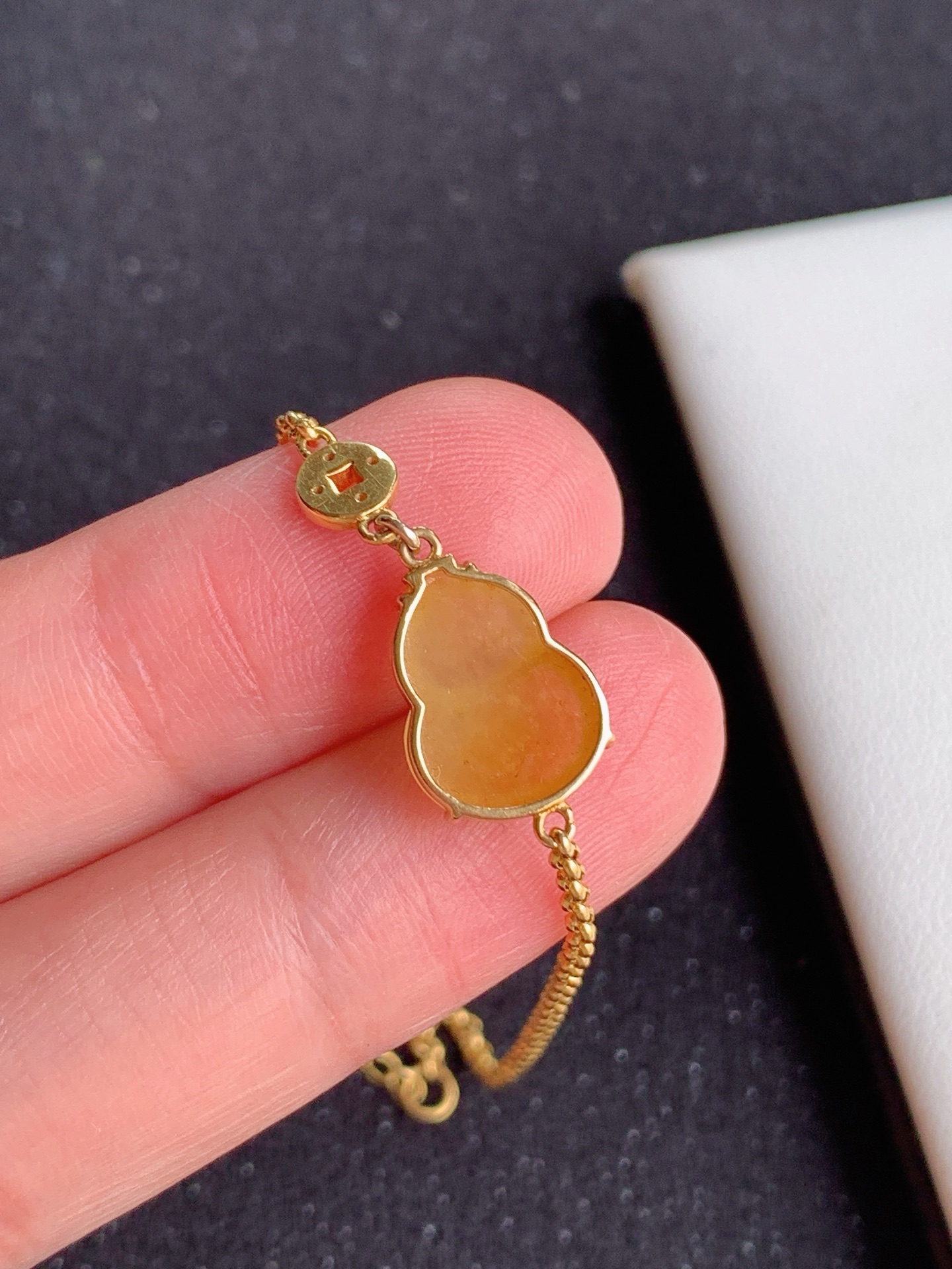 ️18k镶嵌冰黄葫芦手链，，裸石尺寸：12/3/9，4/4