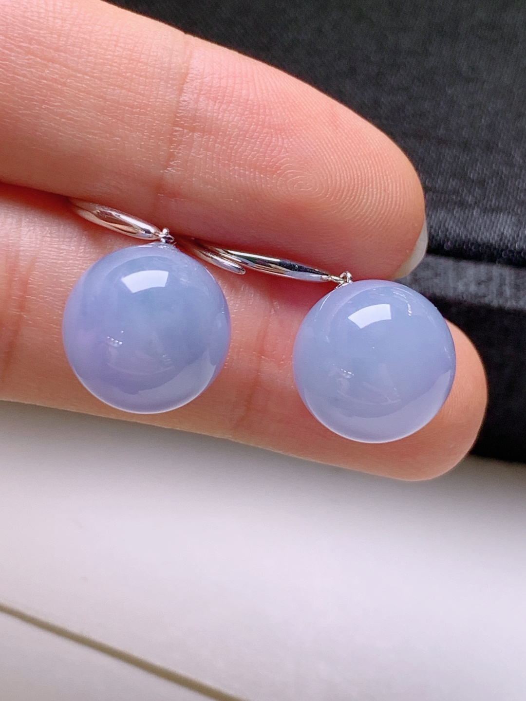 ️ 耳坠，无裂，色正饱满，裸石12.1