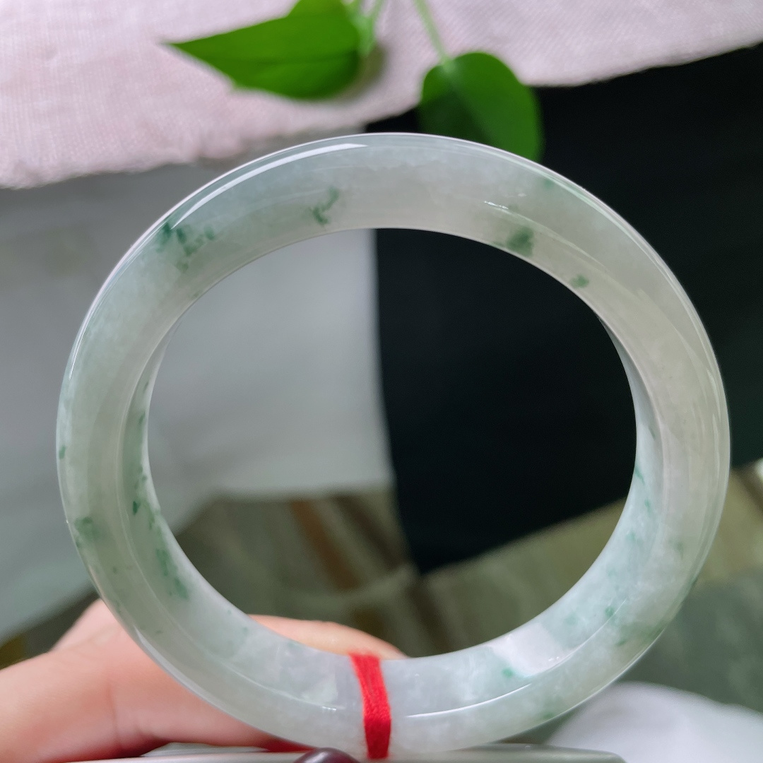 58.6/12.2/8，飘花正圈，花影摇曳，柔美动人，水润，灵动活泼，皮纹，ss52195a