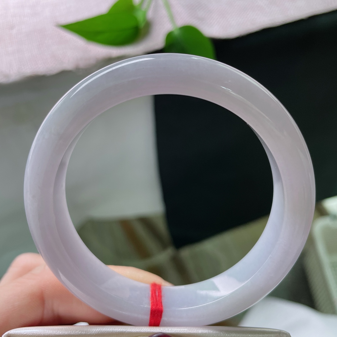 57.4/12.5/9，正圈，质地温润，是宇宙的浪漫，偶然滴落人间的颜色。无裂，ss51301a