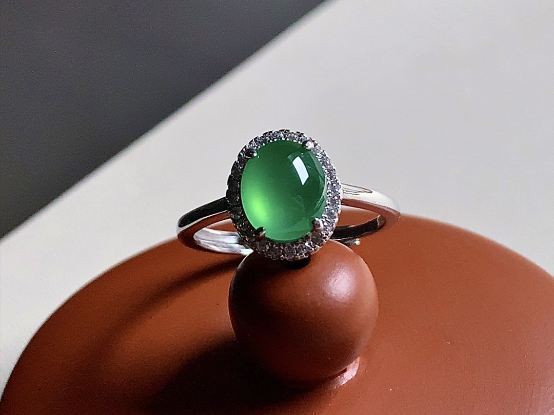 ️ 冰种木那蛋面戒指，银925、色泽清新漂亮，无裂，尺寸11*9.5*6.6、8.3*7，圈口12