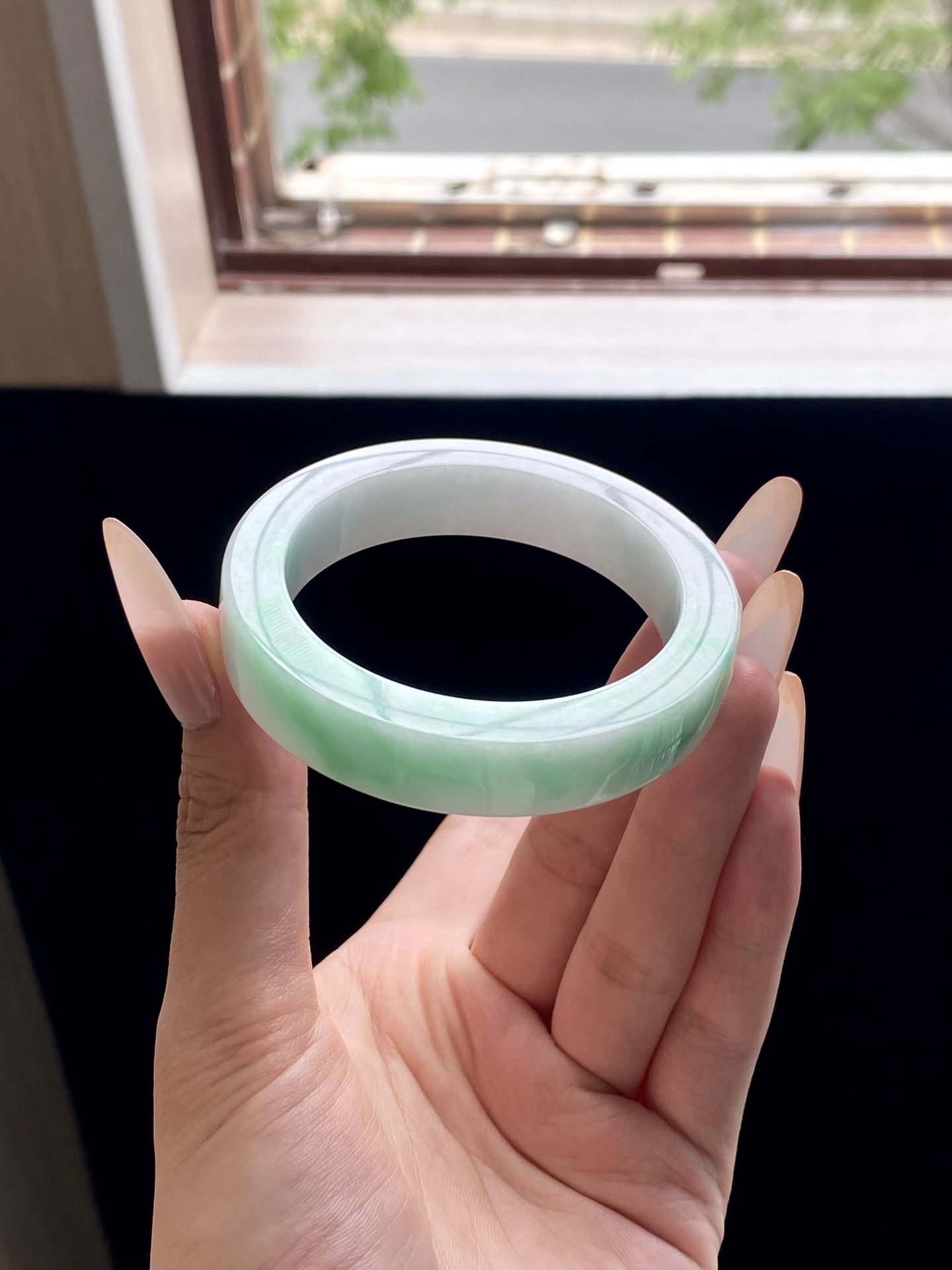 小圈口白底青镯胚，A0422-5，⭕️69-53-12.5-8.5，可做53～54正圈