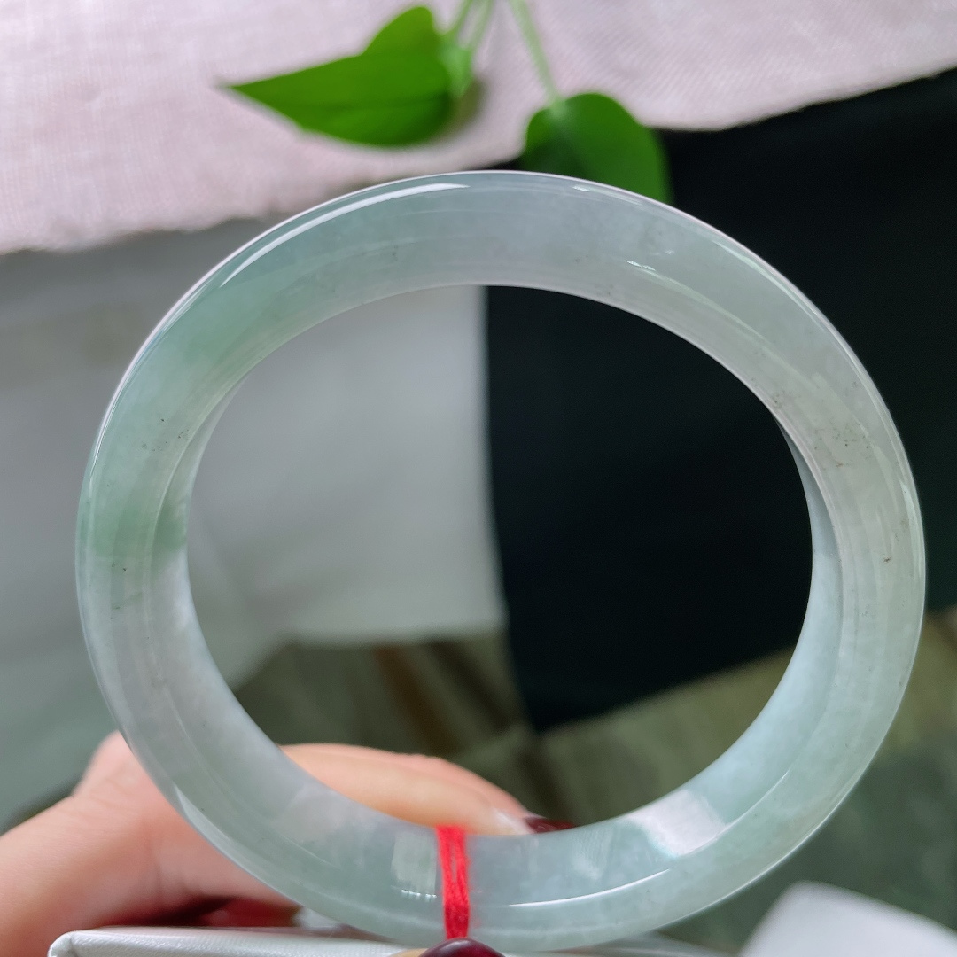 59.7/12.1/8，雾霾蓝正圈，油润透亮，种老，曲径通幽，不张扬的，无裂，ss51114a