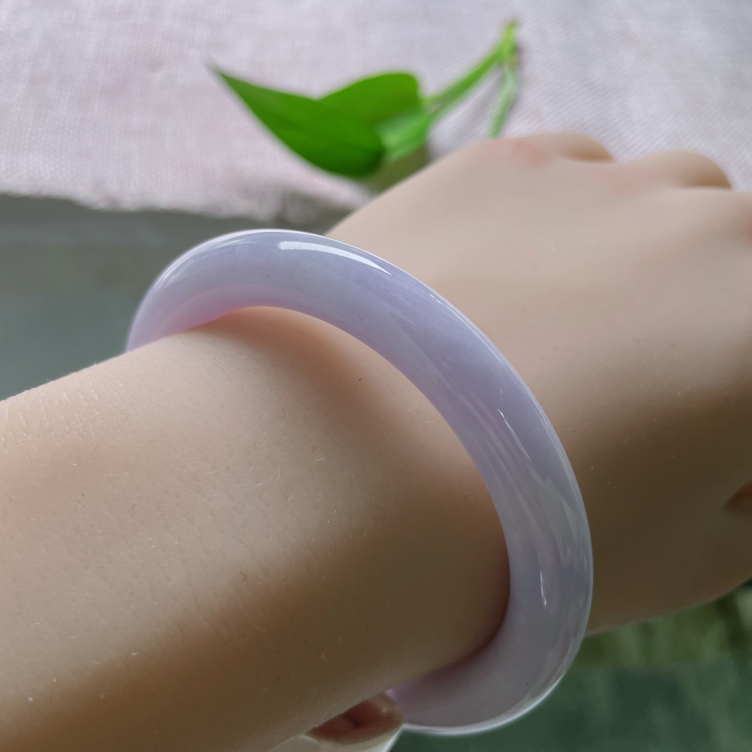 54.3/8.8，圆条，颜色分布均匀，瑰姿艳逸，雍容华贵，皮纹，ss50510a