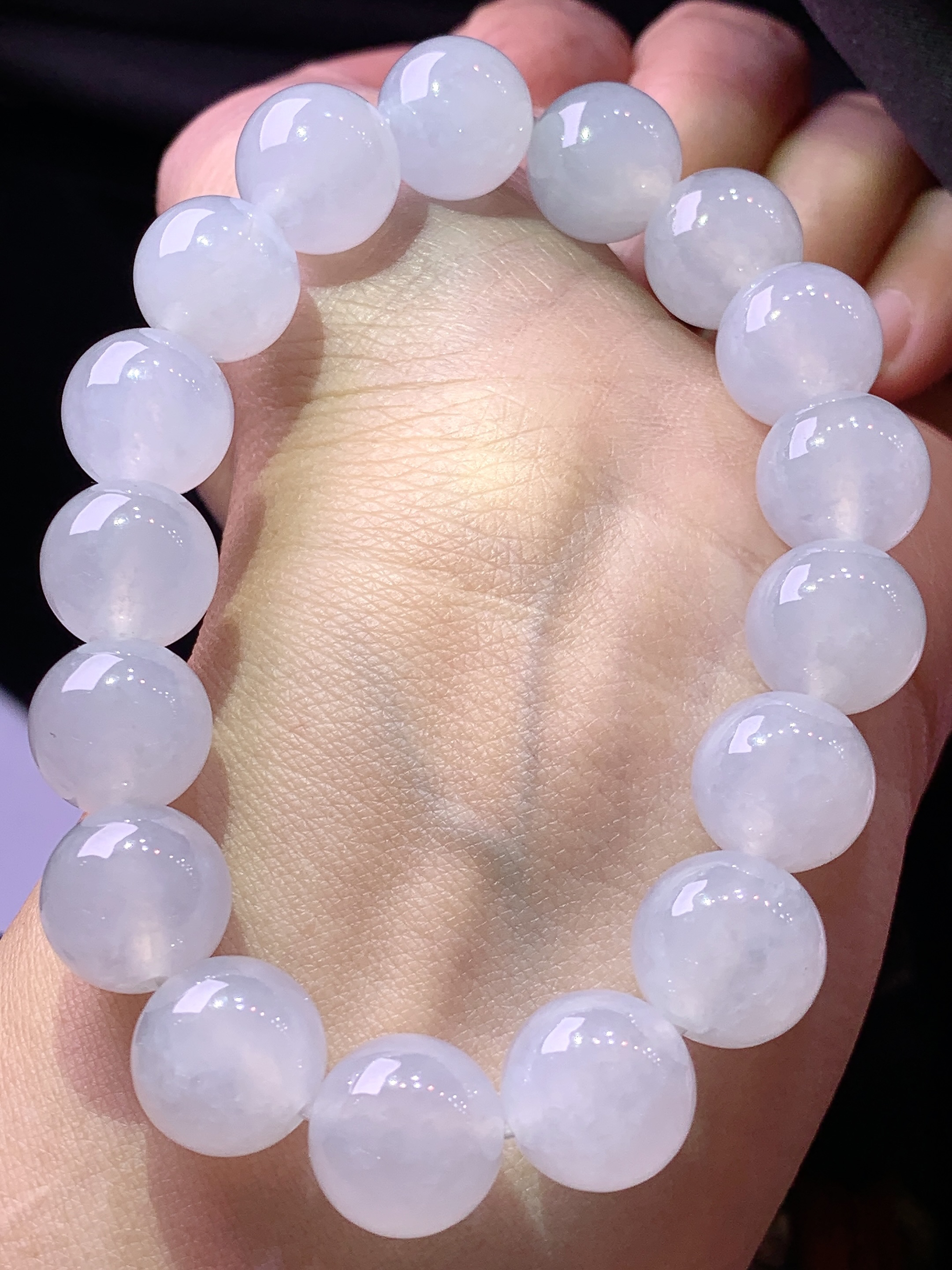 冰种圆珠手链 玉质细腻 色泽艳丽清新 水润亮眼 整体尺寸12h3