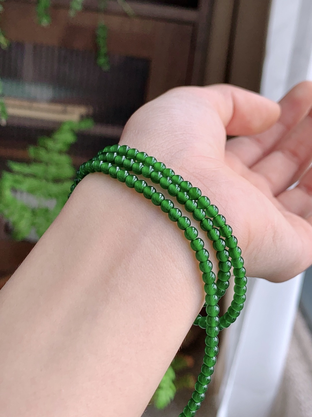 珠子，冰辣绿珠链圆珠子珠链， 性比高，尺寸3.4mm，29cm，重量14.6克