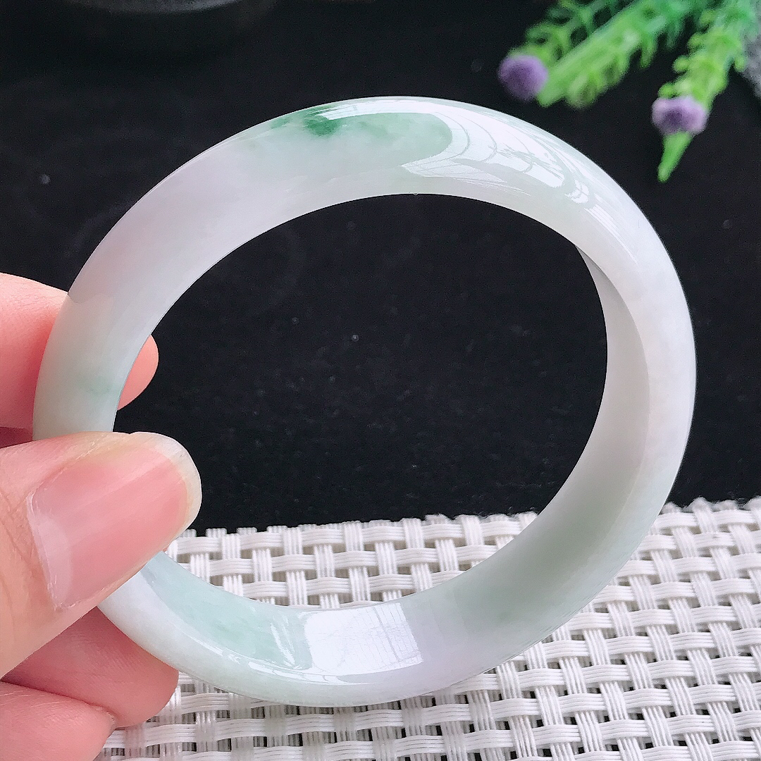 实拍A货翡翠59/15/7.6老坑精美温润飘花手镯翡翠玉镯平安镯