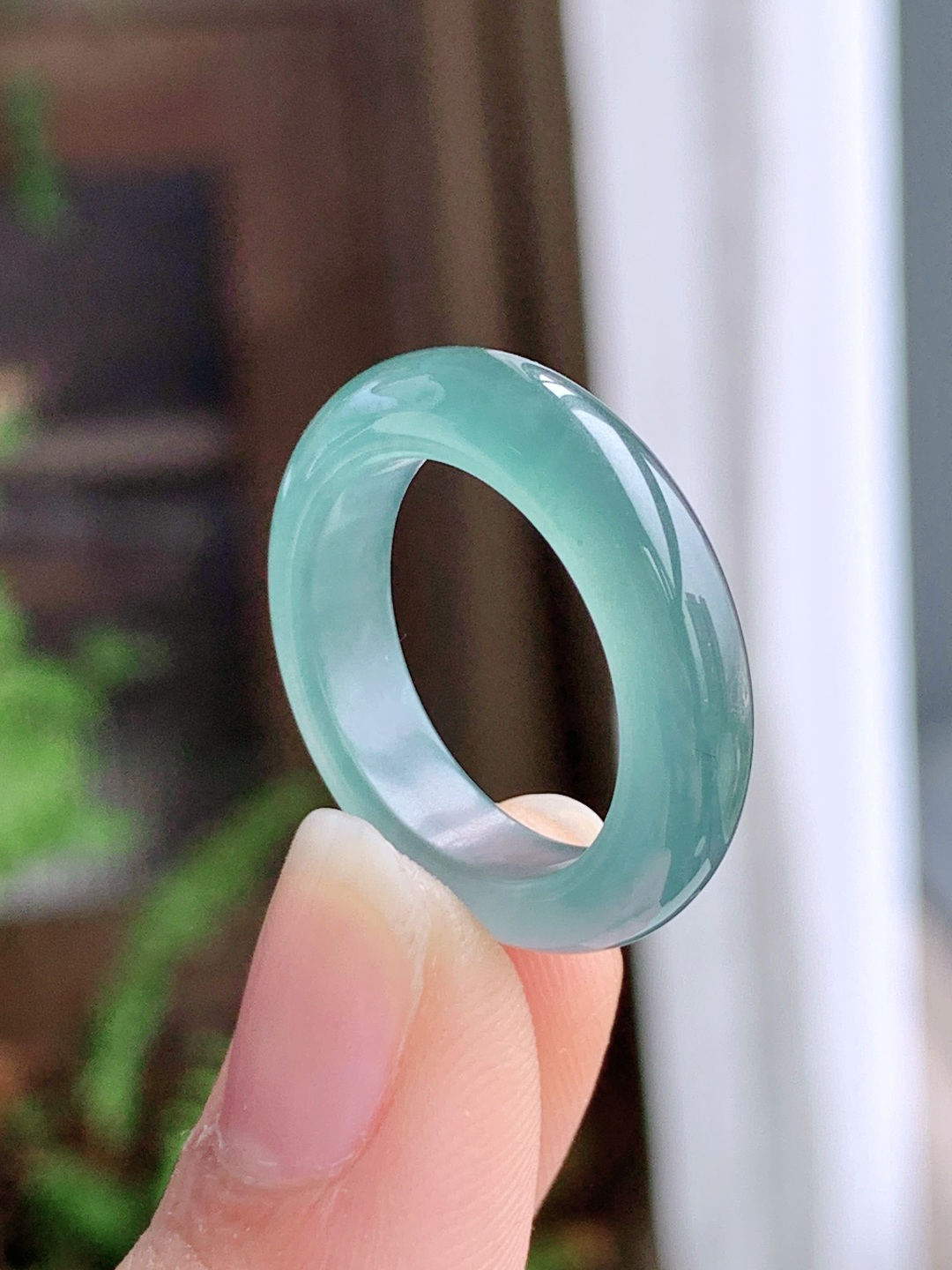 冰天空蓝指环，无裂，性比高，尺寸5.1-4，圈口15.5号，重量3.6克