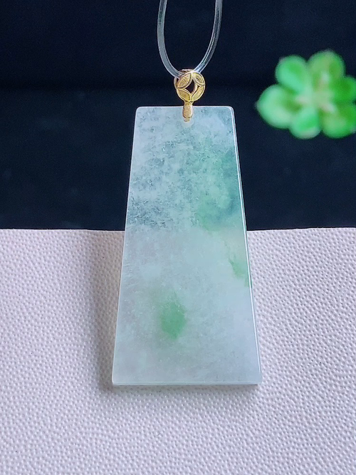 18k无事牌，无裂，尺寸38.8/15.8/2.2，编号xj  27