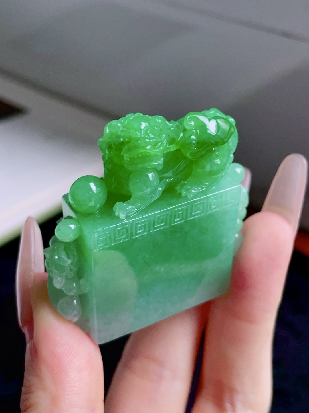 ️ 冰绿貔貅印章，色泽鲜艳，种老水润 44.6/45/13.1