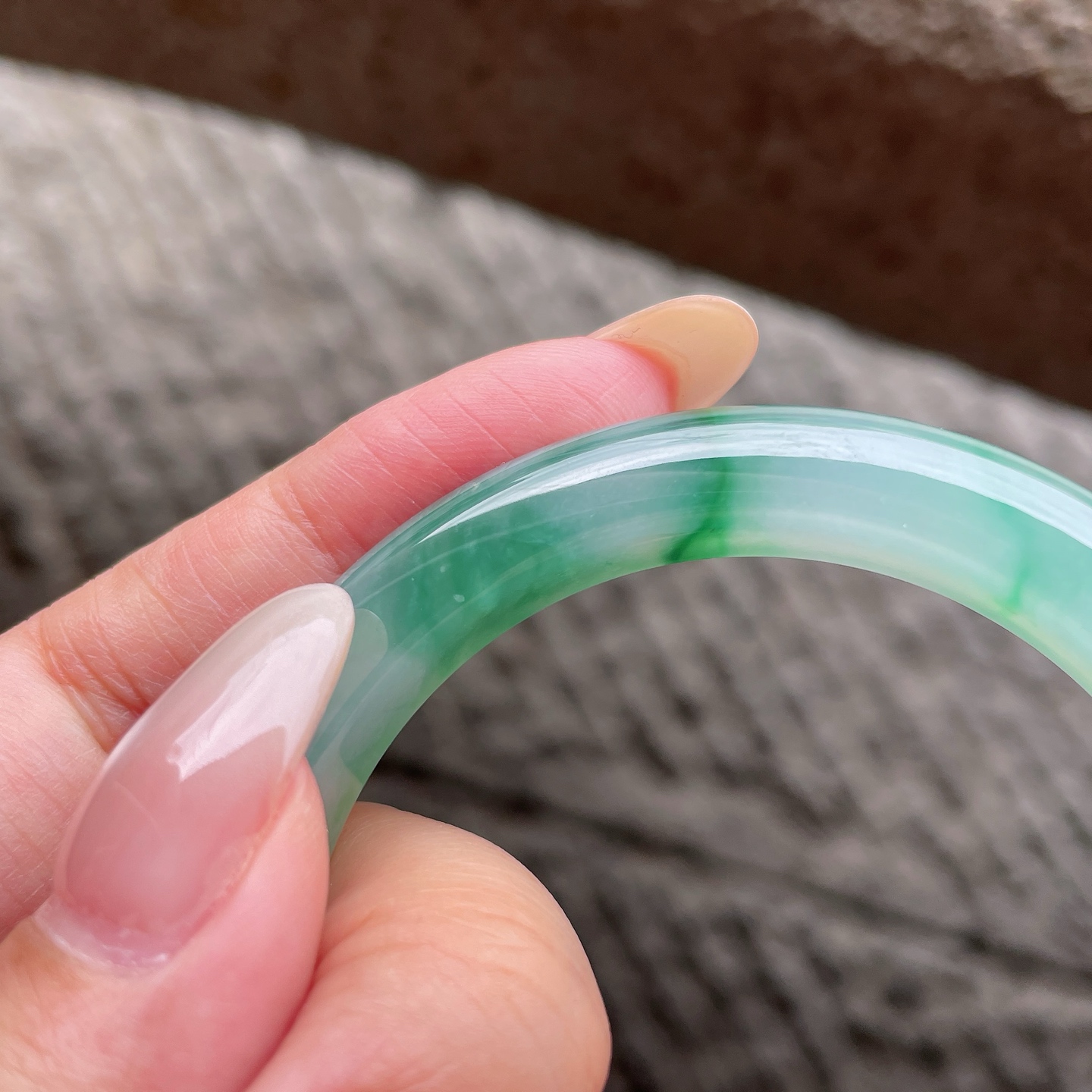 正圈，冰种飘绿花，晶莹剔透，水润，种老，有纹，编号0428X16