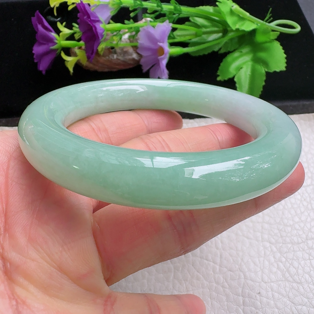 ss实拍58.8*12.2*12.3胖圆镯 缅甸翡翠a货手镯果绿细润圆条玉镯子