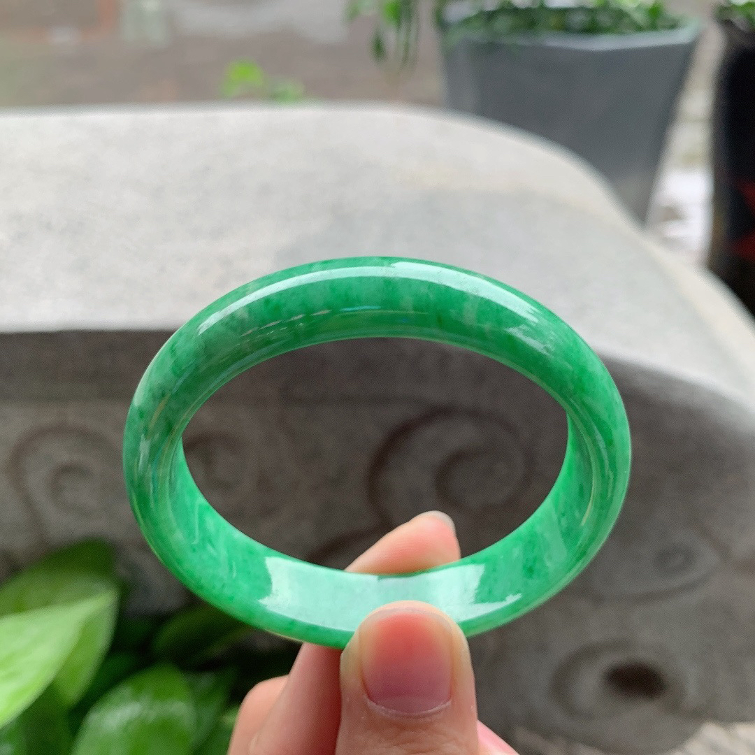 小圈口53.5-47.7-12.7-6.4 【满绿贵妃手镯】贵妃53 54可戴