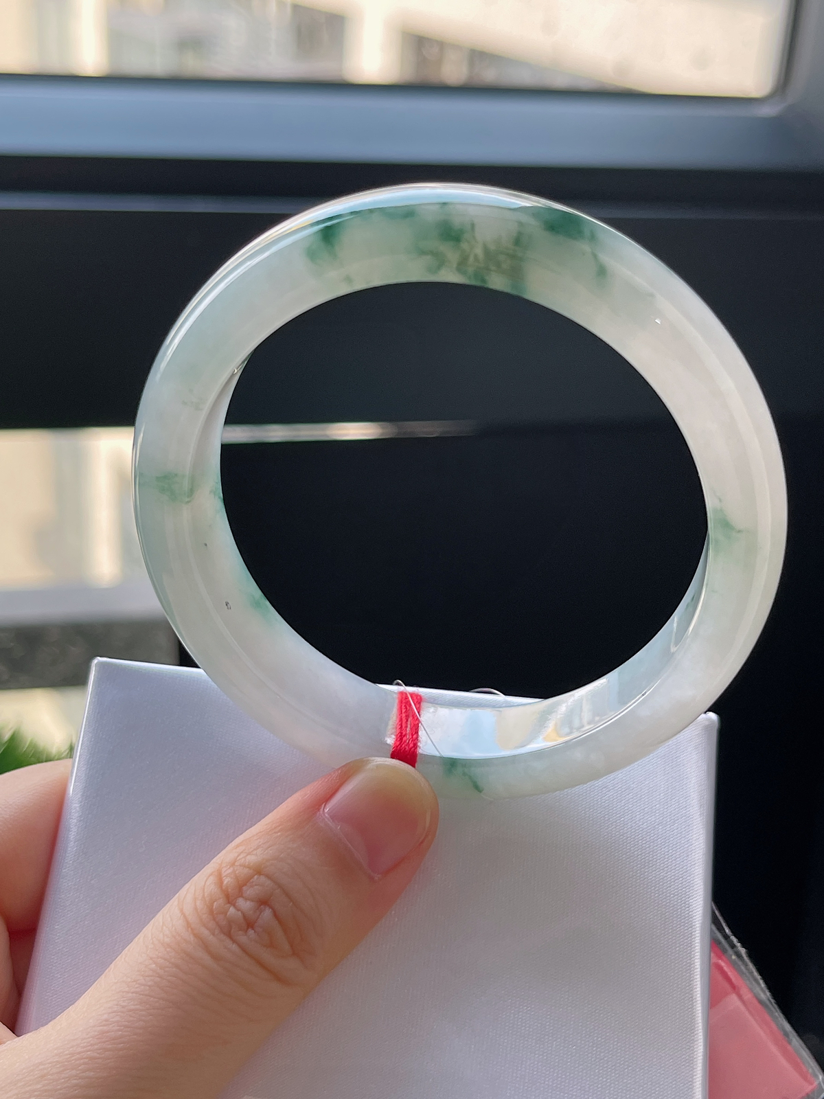 正圈56.2圈口，翡翠冰糯种飘花手镯