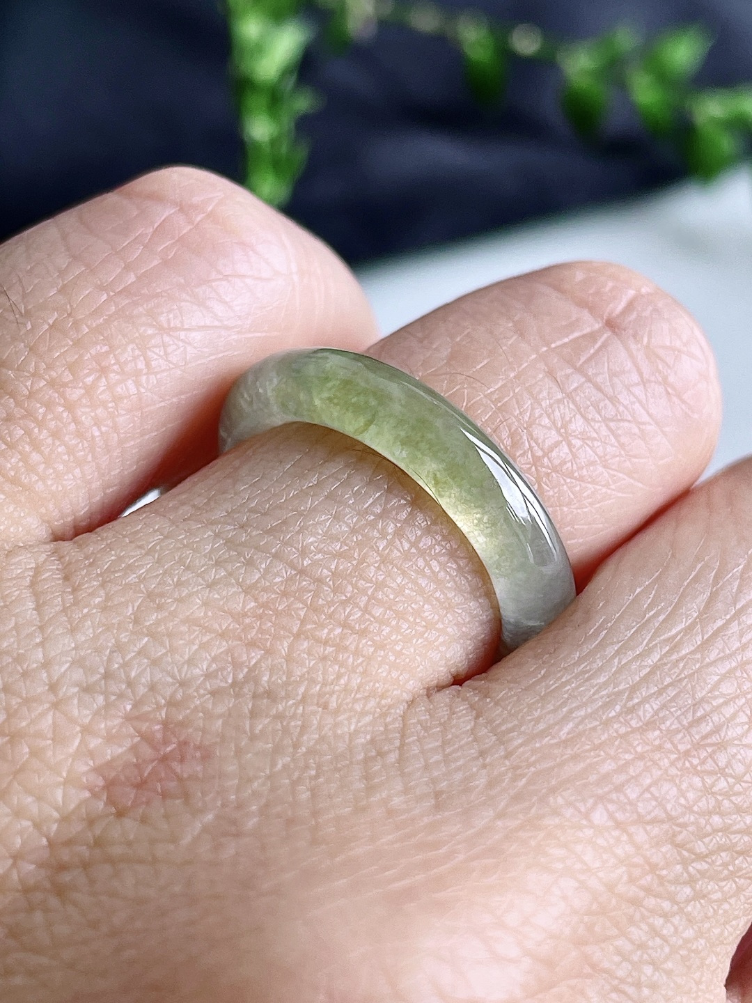 【裸石】冰飘黄翡戒圈指环，缅料，无裂，性比高，尺寸4.3-3.4，圈口15号，重量2.6克