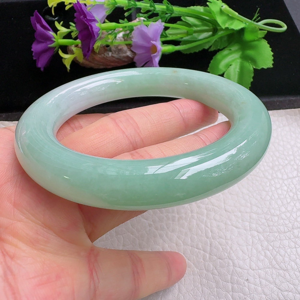 ss实拍58.8*12.2*12.3胖圆镯 缅甸翡翠a货手镯果绿细润圆条玉镯子