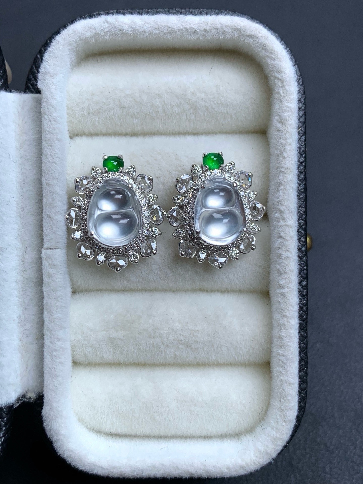 18k金钻镶嵌冰种炸光葫芦耳钉15.2/13.2/7.7，裸石8.5/6.8/2.8