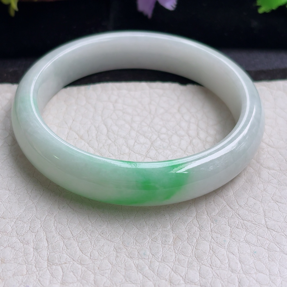 xx实拍55*12*7.2平安镯 缅甸翡翠a货手镯飘绿细润正圈玉镯子
