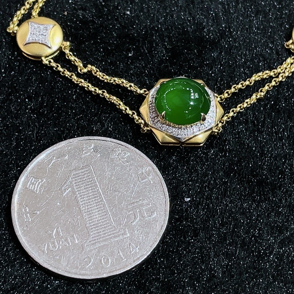 ️冰绿鸽子蛋手链，，18k金镶嵌，种水，重金镶嵌，南非钻镶，厚装饱满，高端大气，时尚百搭，性比高13.8/12.2/7.0，裸石9.0/8.5