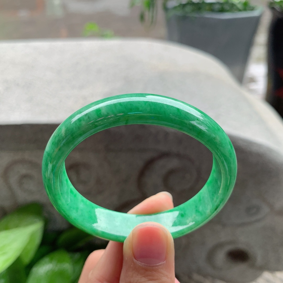 小圈口53.5-47.7-12.7-6.4 【满绿贵妃手镯】贵妃53 54可戴