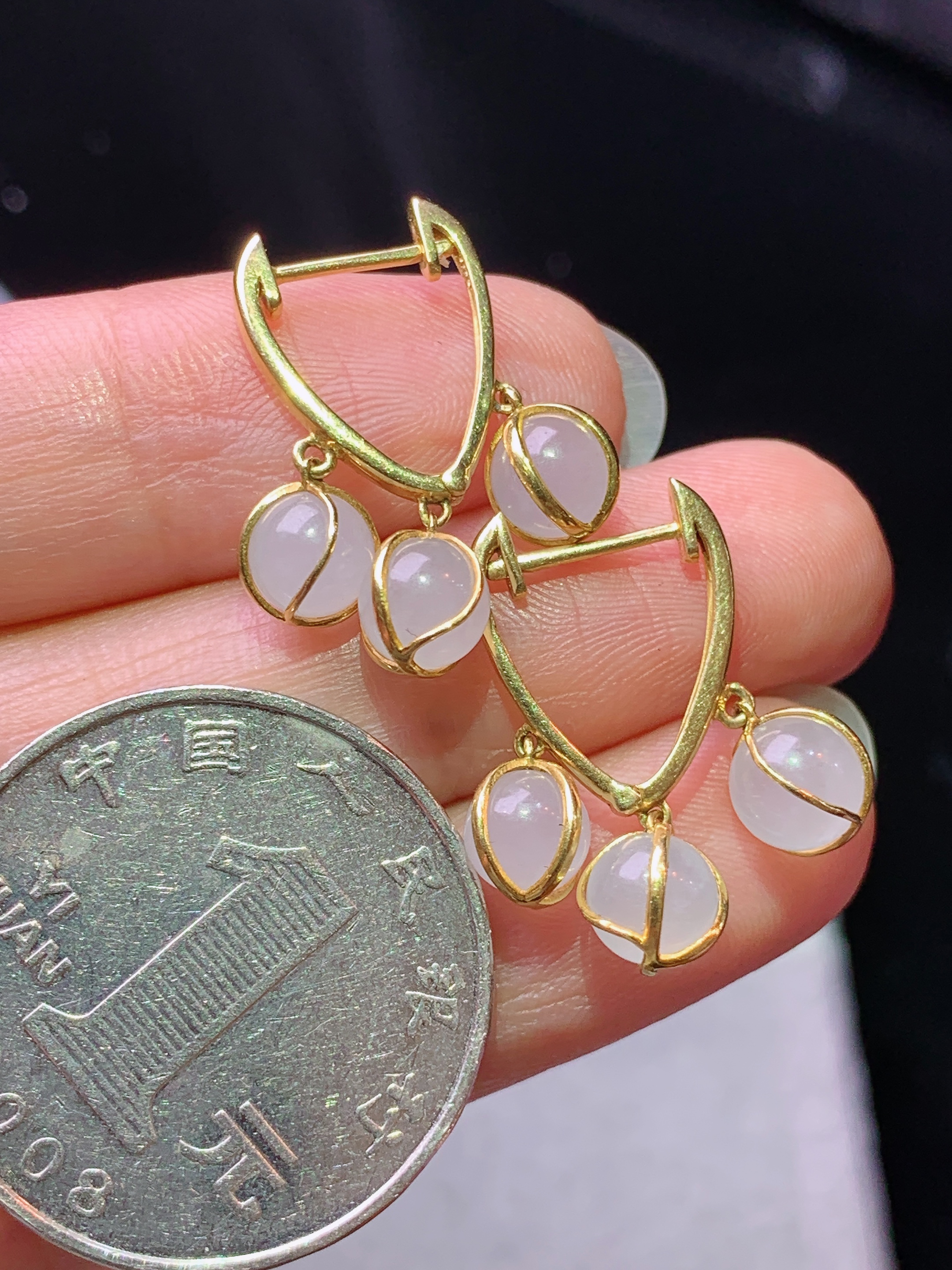 18k金镶嵌冰种圆珠组合耳坠 玉质细腻 色泽艳丽清新 水润亮眼 整体尺寸22.2*5.3x