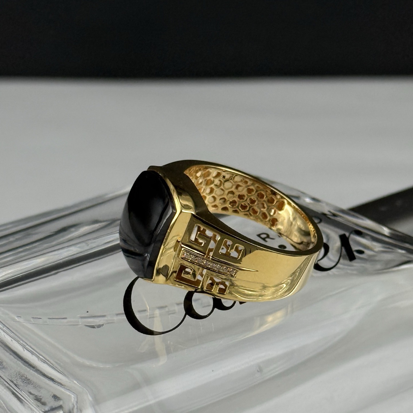 精品18k墨翠马鞍男戒 种好色正 黑度极好 打灯通透 油性十足 尺寸14.8