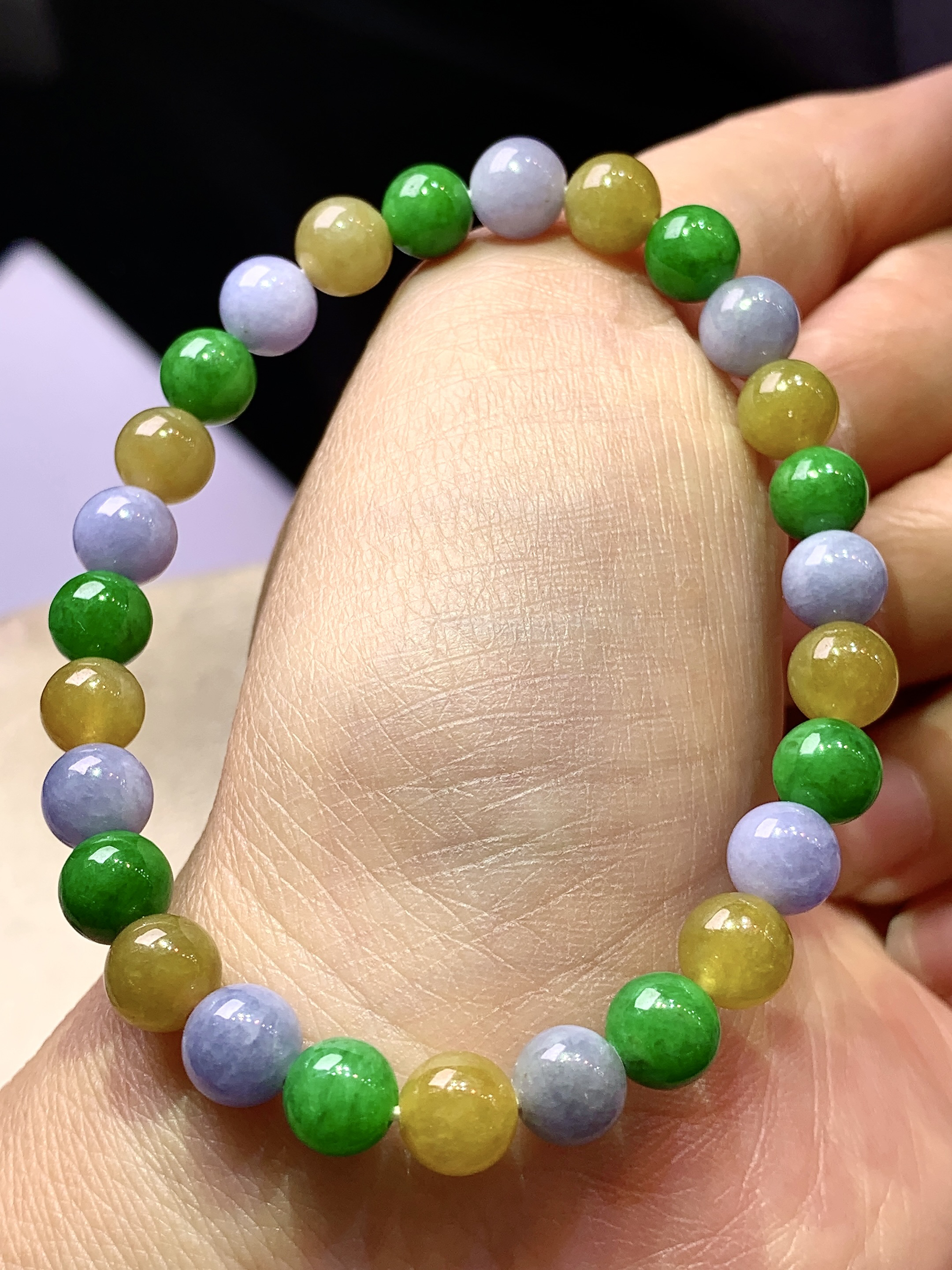 多彩圆珠手链 玉质细腻 色泽艳丽清新 水润亮眼 整体尺寸6.5h3