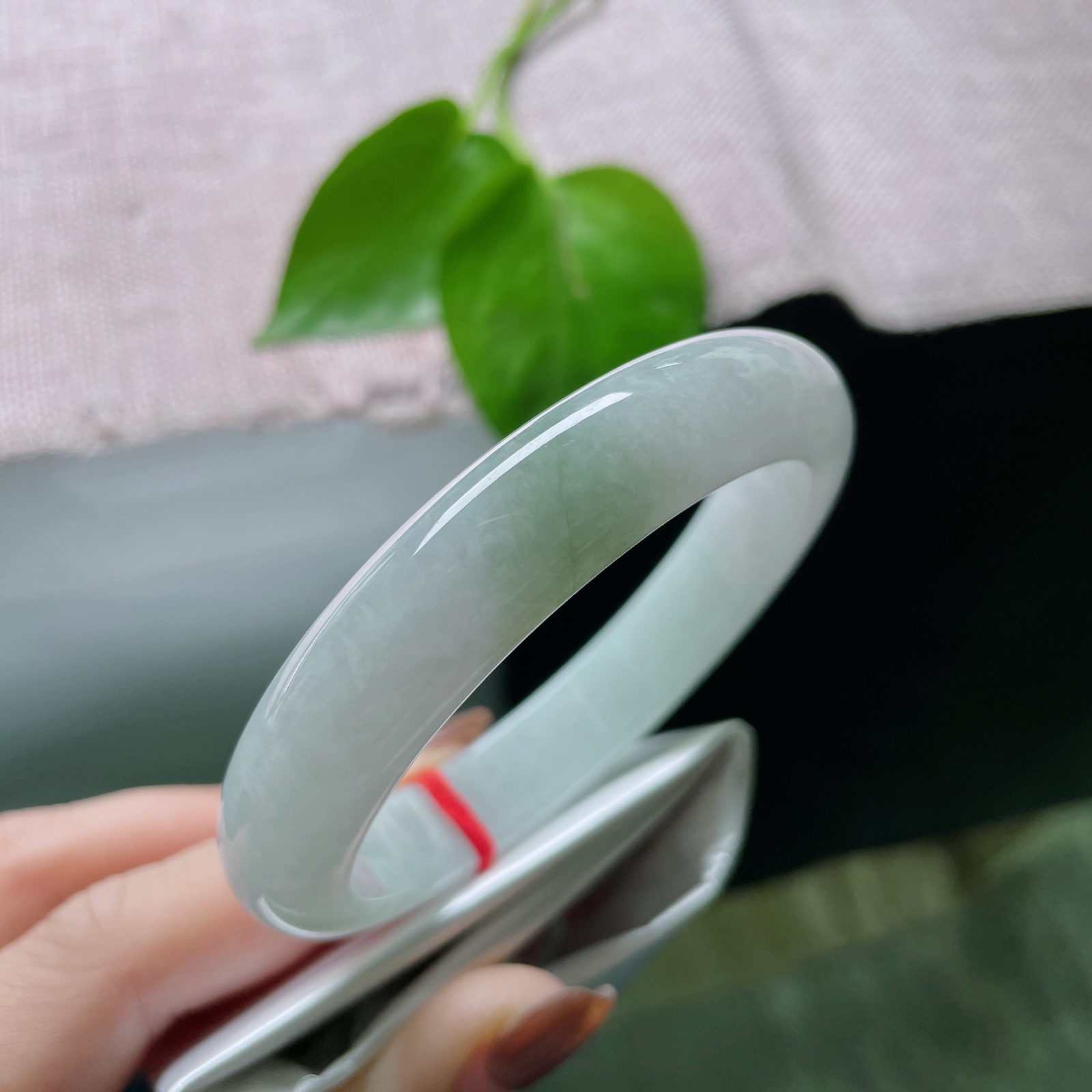 58/12.2/8.5飘色正圈，水润细腻，倾心淑雅，温婉，大方，皮纹，ss48892a..