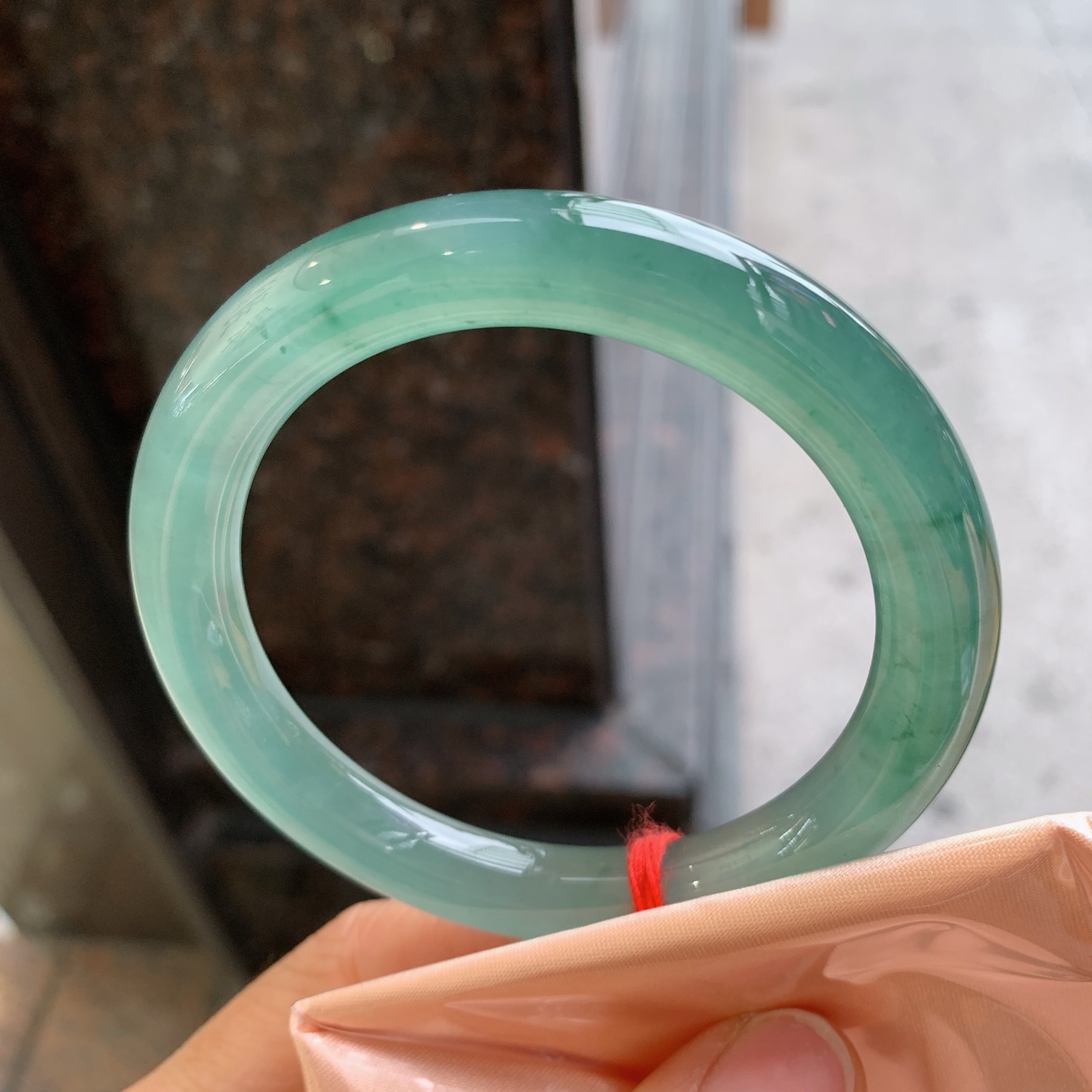 圆条冰油，无裂，尺寸：56.5/9.3/9.5，冰润