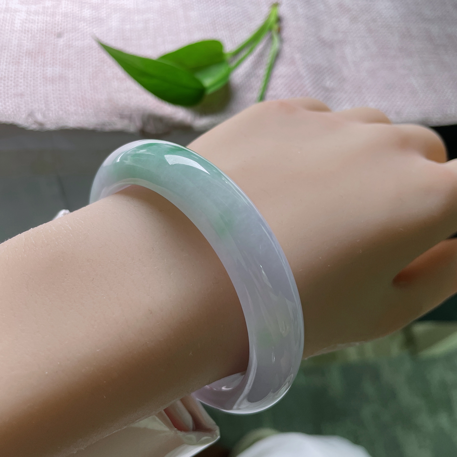 55.3/12.4/8.8春彩正圈，水润细腻，色彩丰富，甜美，优雅大方，ss50435a..