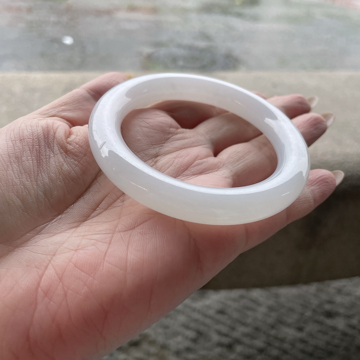 圆条54 55，圈口54.8-10.3，编码0428Q20，糯冰白冰，冰莹通透，水润，种老，棉根