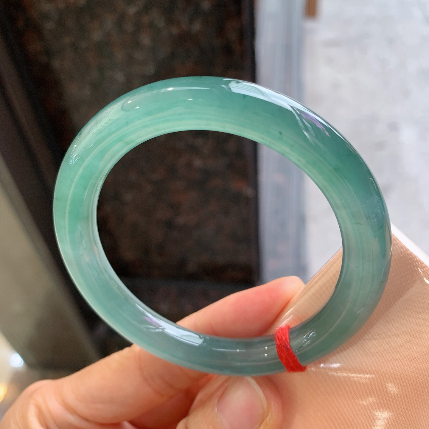 圆条冰油，无裂，尺寸：56.5/9.3/9.5，冰润