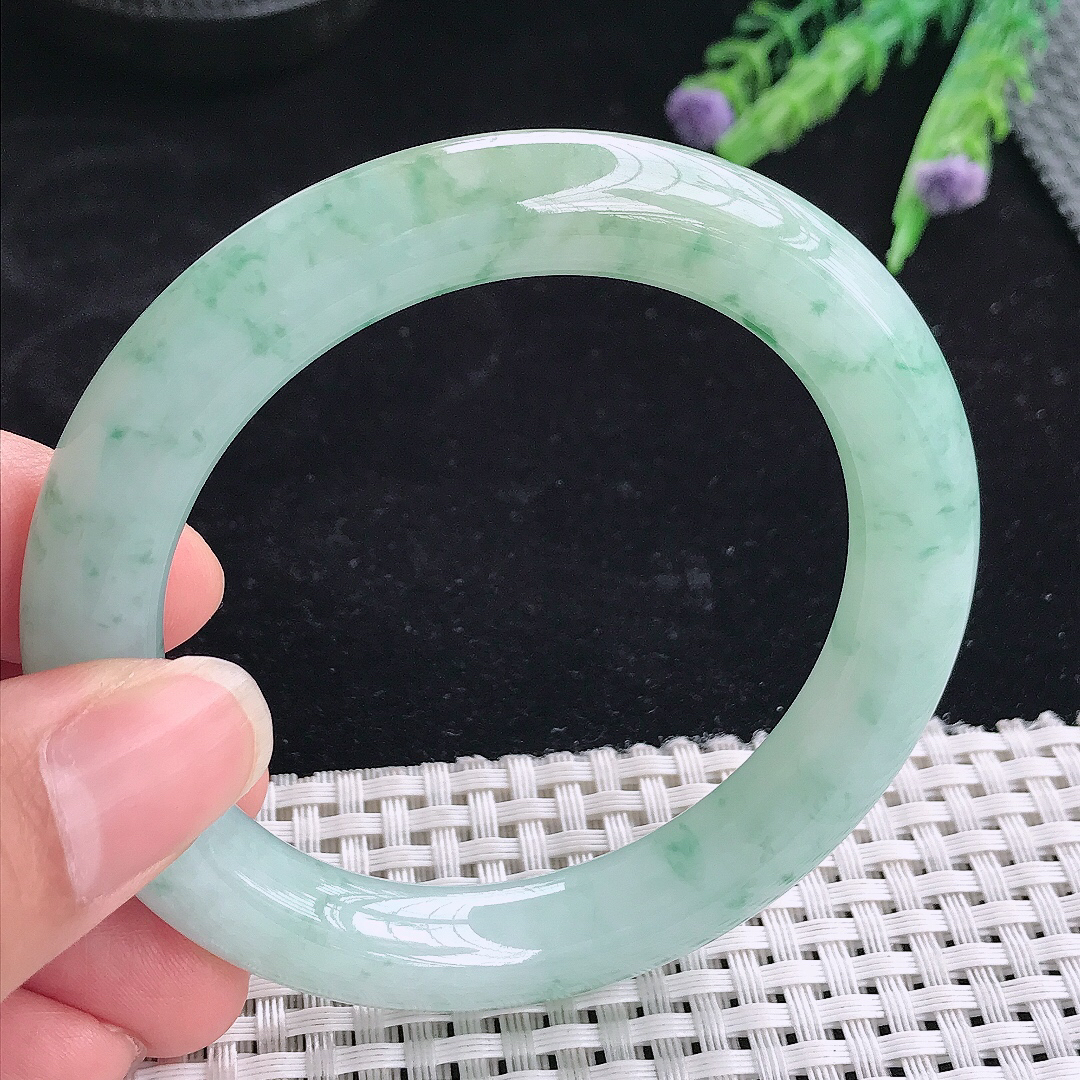 实拍A货翡翠55.8/10.3老坑冰润起胶飘花圆条手镯翡翠玉镯平安镯