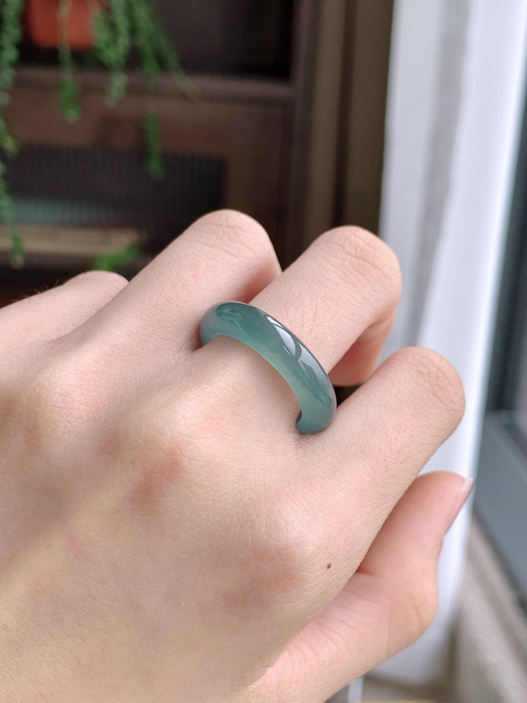 冰天空蓝指环，无裂，性比高，尺寸5.1-4，圈口15.5号，重量3.6克