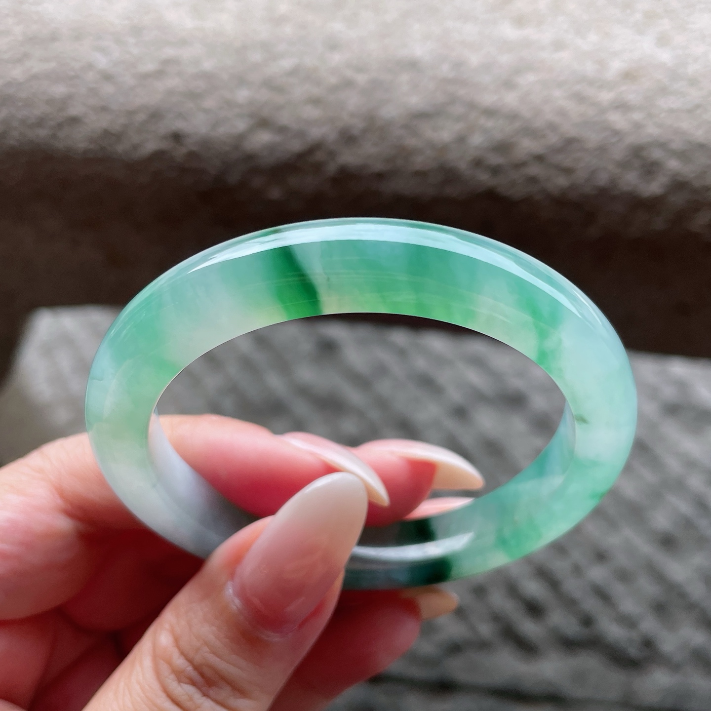 正圈，冰种飘绿花，晶莹剔透，水润，种老，有纹，编号0428X16